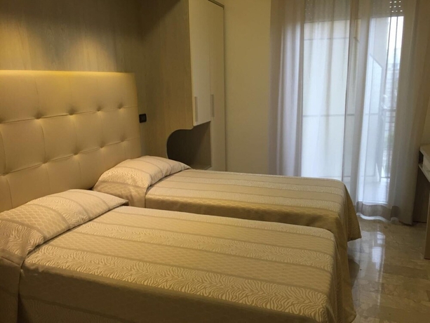 Imagen de la habitación del Hotel Grado, Bellaria-Igea Marina. Foto 14
