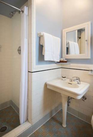 Imagen de la habitación del Hotel Graduate Evanston. Foto 11