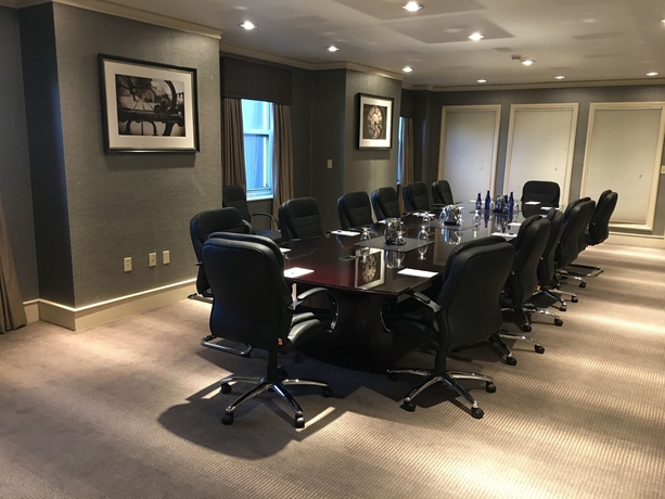 Imagen de los interiores del Hotel Graduate Providence. Foto 18