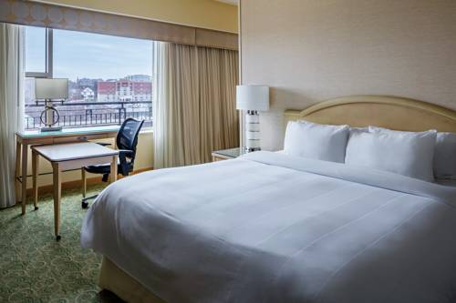 Imagen de la habitación del Hotel Graduate by Hilton Cincinnati. Foto 4