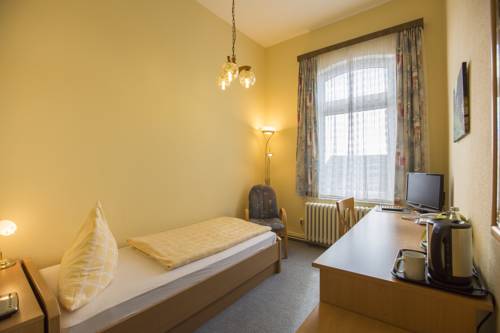 Imagen de la habitación del Hotel Graf Waldersee. Foto 11