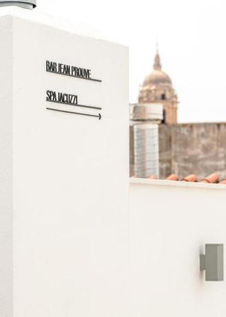 Imagen de los exteriores del Hotel Graffiti Suites El Museo. Foto 10