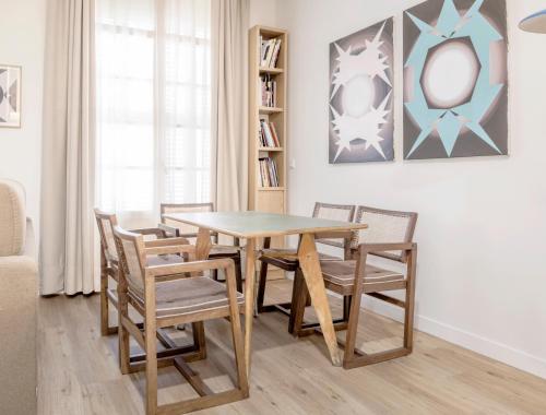 Imagen de la habitación del Hotel Graffiti Suites El Museo. Foto 8