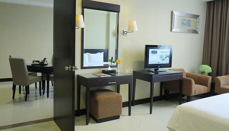 Imagen de la habitación del Hotel Grage Cirebon. Foto 4