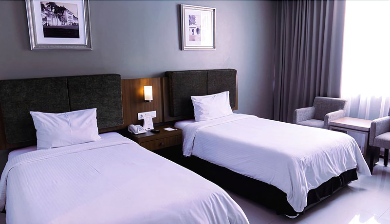 Imagen de la habitación del Hotel Grage Cirebon. Foto 13