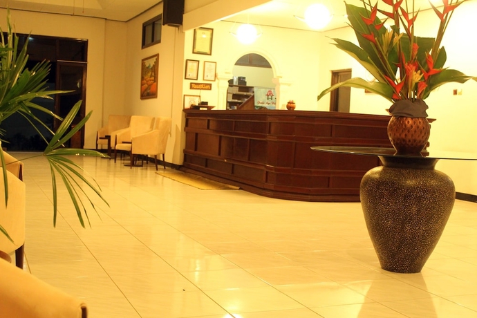 Imagen de los interiores del Hotel Graha Ayu. Foto 18