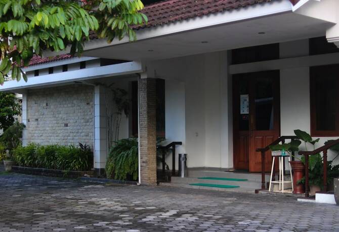 Imagen general del Hotel Graha Kinasih Kotabaru. Foto 15