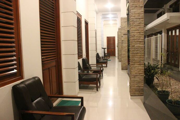 Imagen de la habitación del Hotel Graha Kinasih Kotabaru. Foto 26