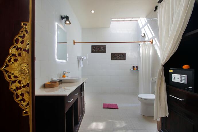 Imagen general del Hotel Graha Madesimon. Foto 15