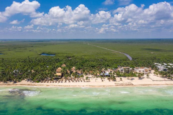 Imagen de los exteriores del Hotel Gramercy Tulum. Foto 9