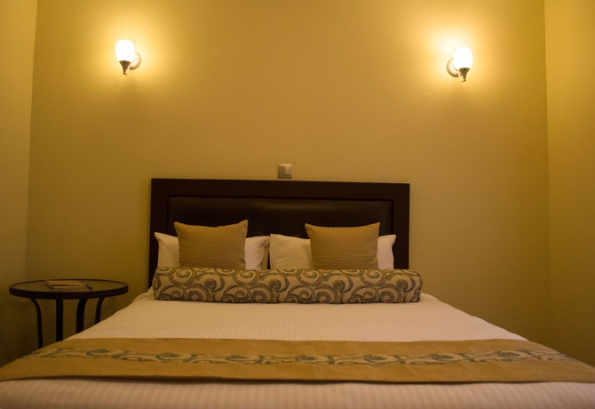 Imagen de la habitación del Hotel Gramo Suites. Foto 13