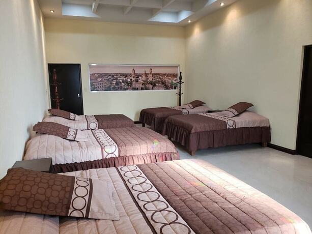 Imagen de la habitación del Hotel Gran Alijadores. Foto 9