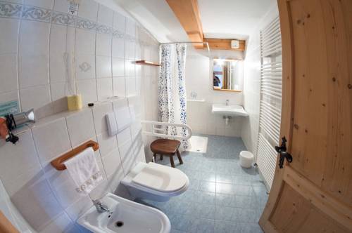 Imagen de la habitación del Hotel Gran Baita, Gressoney-Saint-Jean. Foto 15