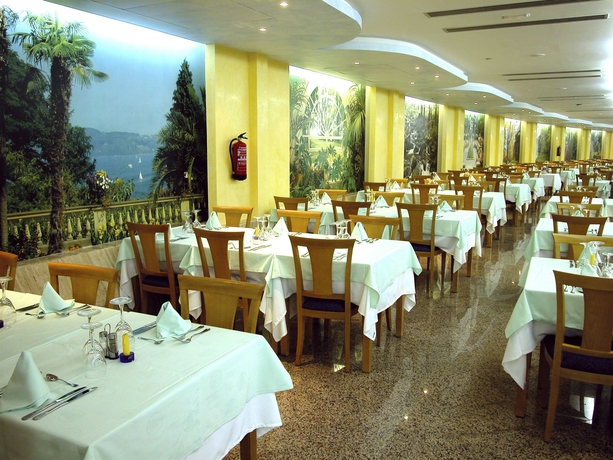 Imagen del bar/restaurante del Hotel Gran Bali. Foto 8