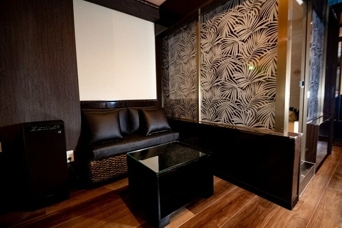 Imagen de la habitación del Hotel Gran Bali Resort. Foto 15