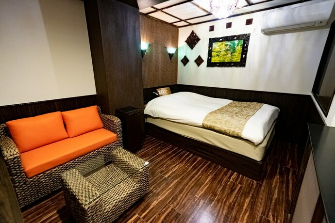Imagen de la habitación del Hotel Gran Bali Resort. Foto 17