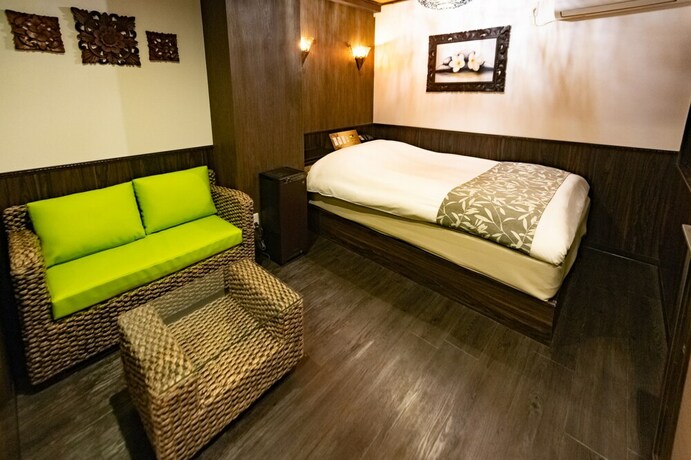 Imagen de la habitación del Hotel Gran Bali Resort. Foto 23