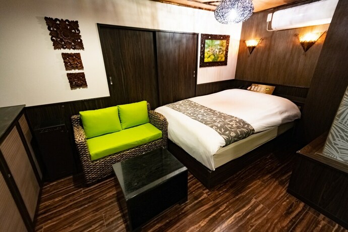 Imagen de la habitación del Hotel Gran Bali Resort. Foto 25