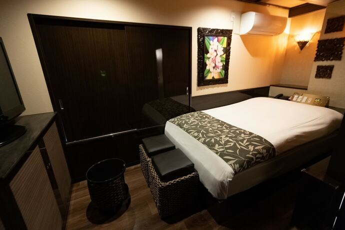 Imagen de la habitación del Hotel Gran Bali Resort. Foto 29