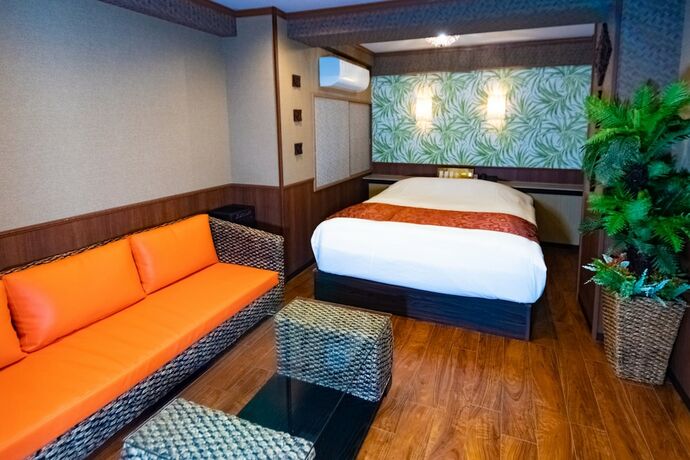 Imagen de la habitación del Hotel Gran Bali Resort. Foto 30