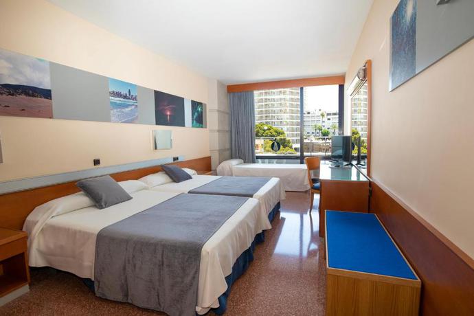 Imagen de la habitación del Hotel Gran Bali & Spa. Foto 8