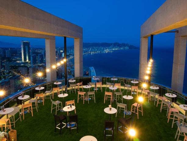 Imagen de los exteriores del Hotel Gran Bali & Spa. Foto 15