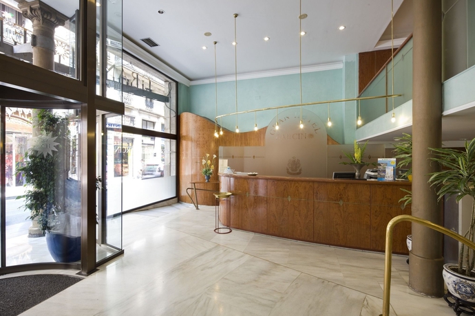 Imagen de los interiores del Hotel Gran Barcino. Foto 13