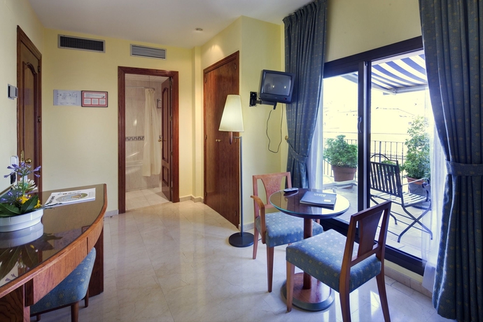 Imagen de la habitación del Hotel Gran Barcino. Foto 8