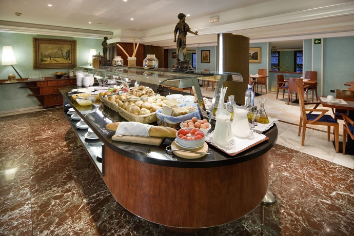 Imagen del bar/restaurante del Hotel Gran Barcino. Foto 6