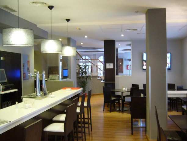 Imagen del bar/restaurante del Hotel Gran Batalla. Foto 2