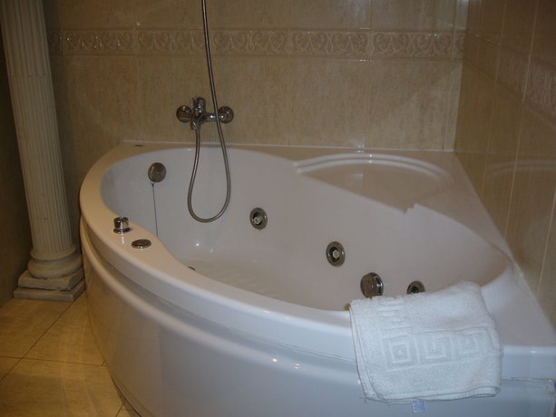 Imagen de la habitación del Hotel Gran Batalla. Foto 5