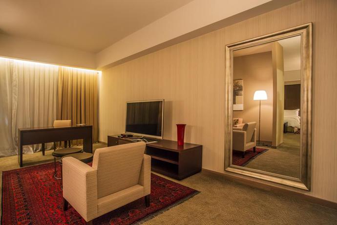 Imagen general del Hotel Gran Bourbon Asunción. Foto 3