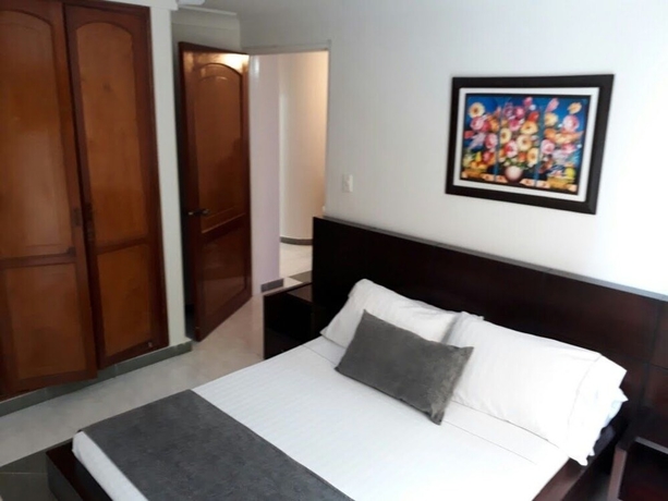 Imagen de la habitación del Hotel Gran Cali. Foto 7