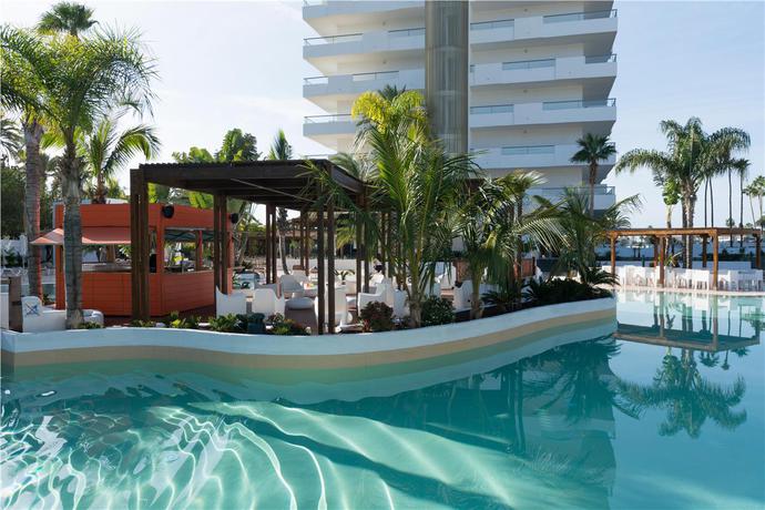 Imagen de la piscina del Hotel Gran Canaria Princess - Adults Only. Foto 11