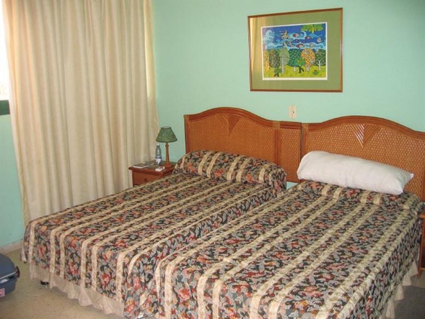 Imagen general del Hotel Gran Caribe Club Kawama. Foto 7