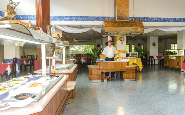 Imagen del bar/restaurante del Hotel Gran Caribe Sunbeach. Foto 3