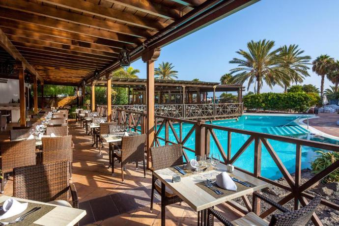 Imagen general del Hotel Gran Castillo Tagoro Family and Fun Playa Blanca. Foto 15