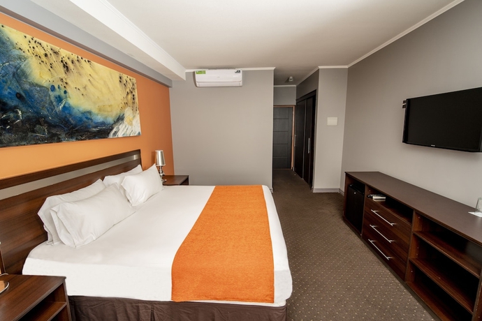 Imagen de la habitación del Hotel Gran Cavancha Suite. Foto 5