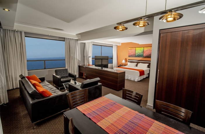 Imagen de la habitación del Hotel Gran Cavancha Suite. Foto 7