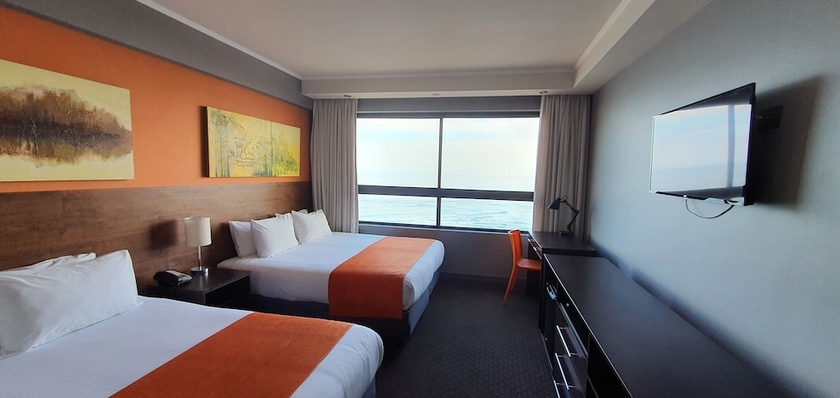 Imagen de la habitación del Hotel Gran Cavancha Suite. Foto 16