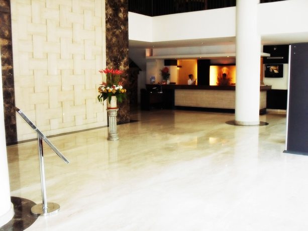 Imagen de los interiores del Hotel Gran Central. Foto 11