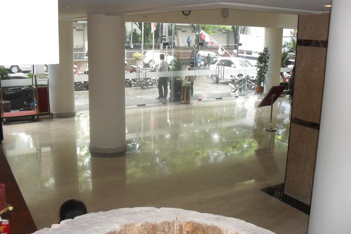 Imagen de los interiores del Hotel Gran Central. Foto 13