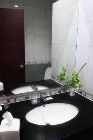 Imagen de la habitación del Hotel Gran Central. Foto 6