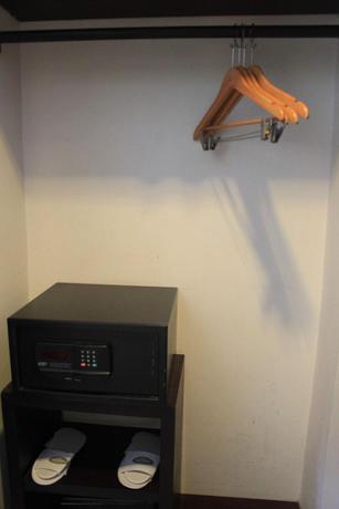 Imagen de la habitación del Hotel Gran Central Manado. Foto 13