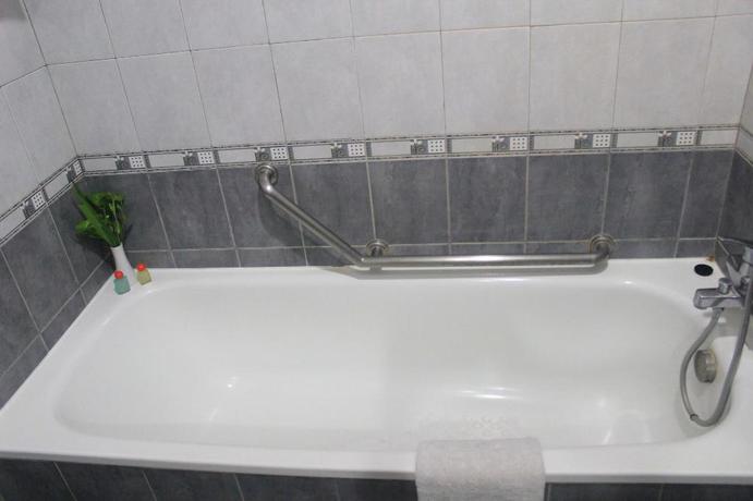 Imagen de la habitación del Hotel Gran Central Manado. Foto 18