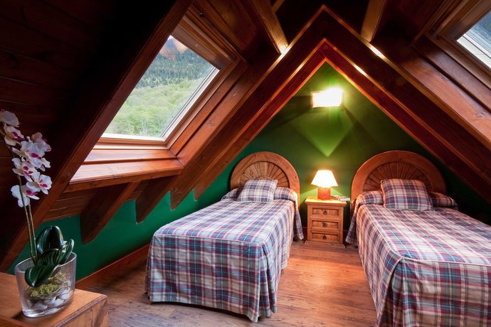 Imagen de la habitación del Hotel Gran Chalet. Foto 4