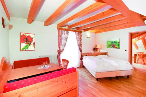 Imagen de la habitación del Hotel Gran Chalet Soreghes. Foto 6