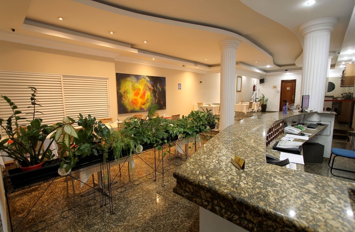 Imagen de los interiores del Hotel Gran Chevalier. Foto 16