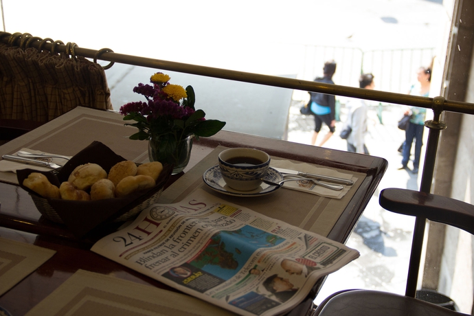 Imagen del bar/restaurante del Hotel Gran Ciudad De Mexico. Foto 2