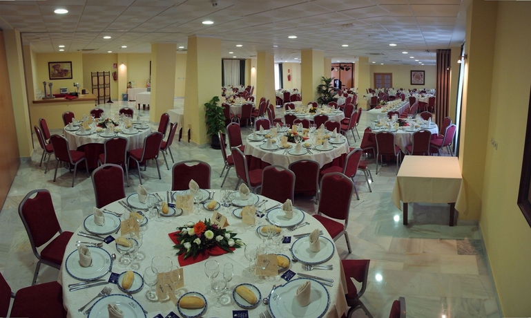 Imagen del bar/restaurante del Hotel Gran Ciudad Del Sur. Foto 2